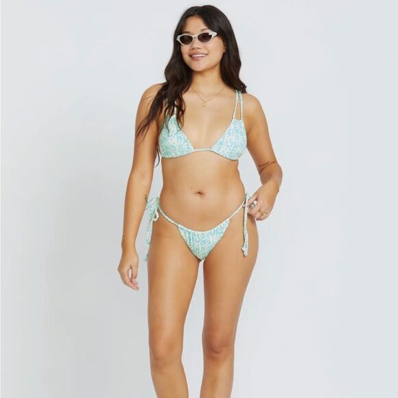 Billabong Happy Dance Avery Slide Tri Bikini Top - Picture 2 of 7